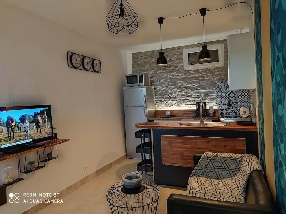 Duplex Avec Jardin, Proche Village 卡伦扎纳 外观 照片